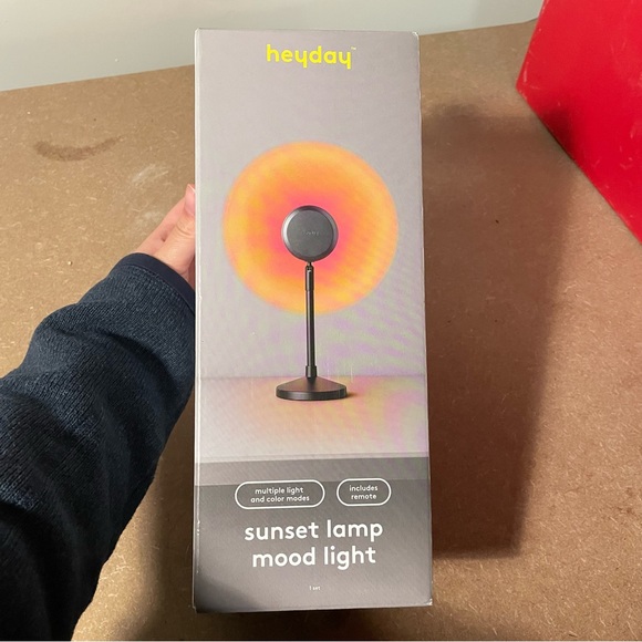 Heyday Sunset Mood Lamp - Picture 3 of 4